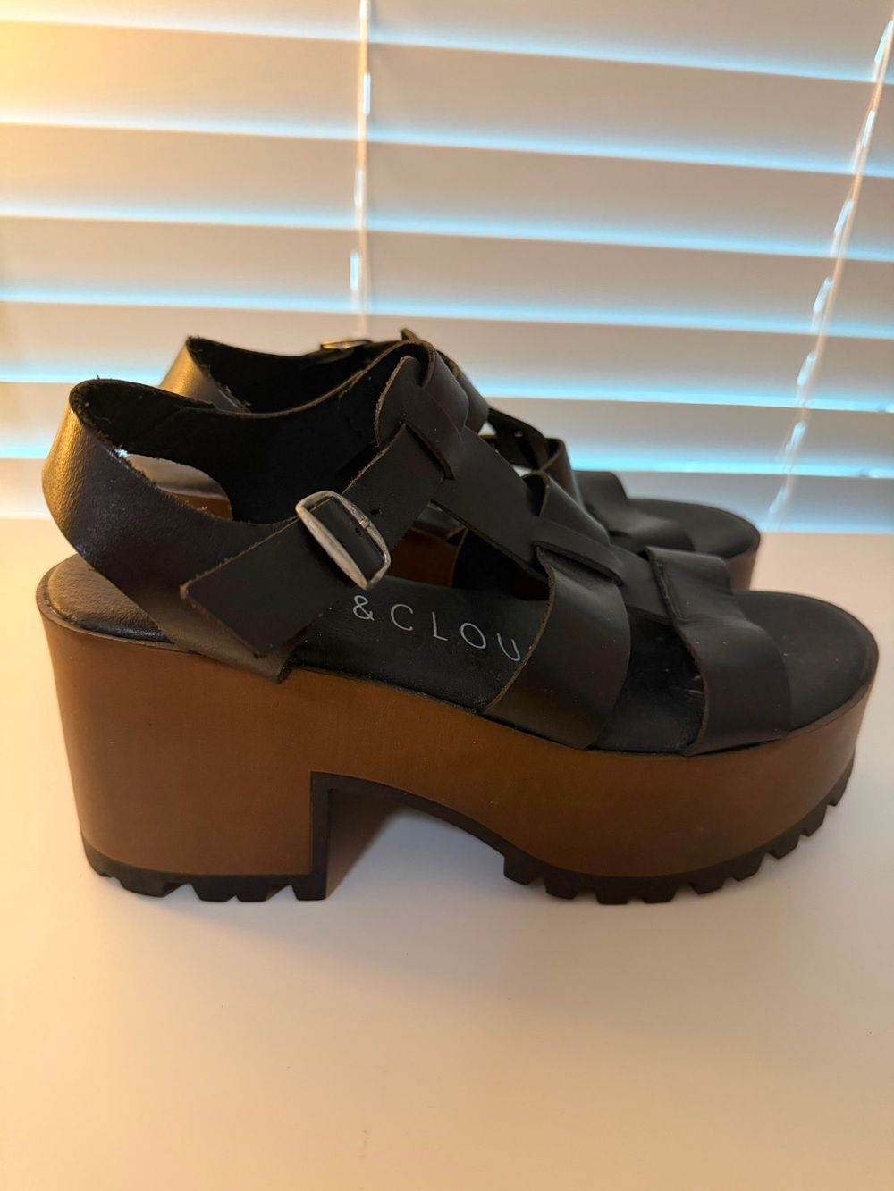 Musse & Cloud Black Leather Platform Sandals with Brown Heel
